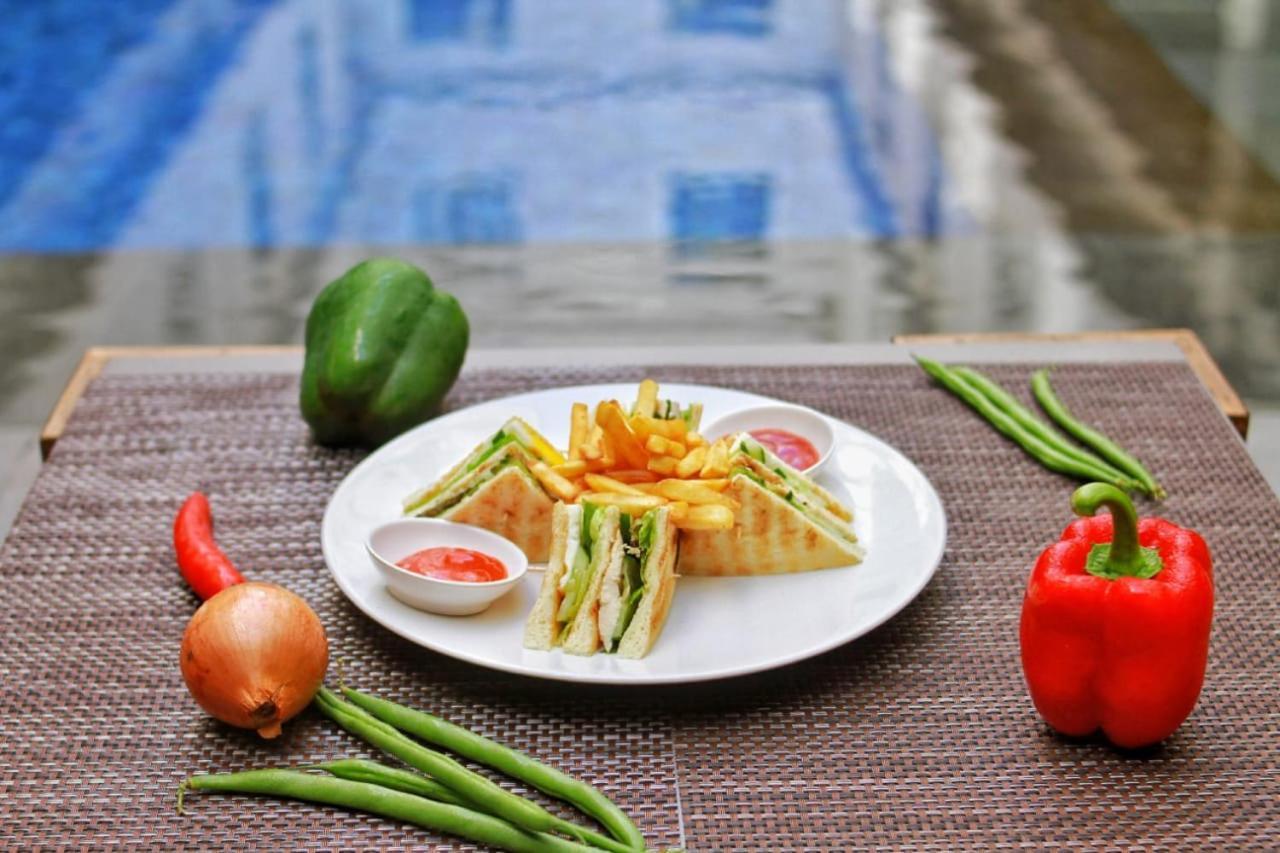 Swiss-Belexpress Kuta Legian Hotel Екстериор снимка