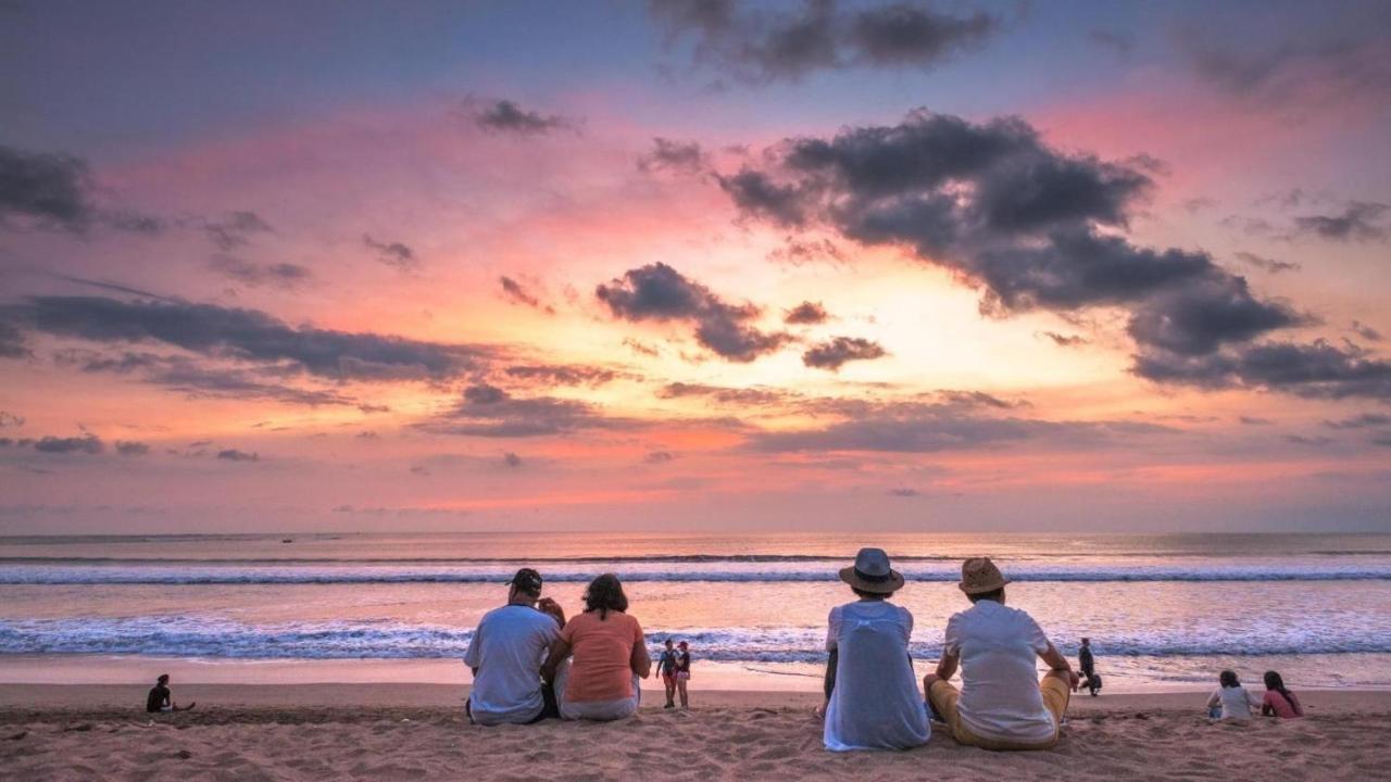 Swiss-Belexpress Kuta Legian Hotel Екстериор снимка