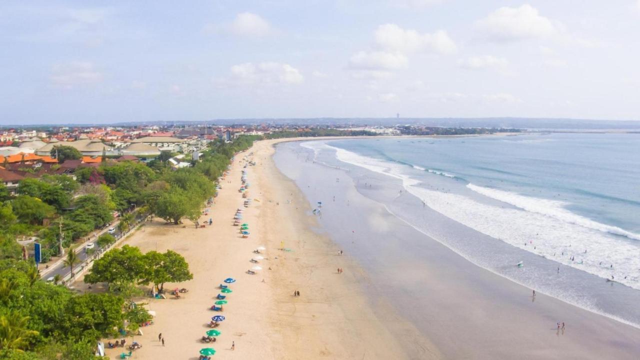 Swiss-Belexpress Kuta Legian Hotel Екстериор снимка