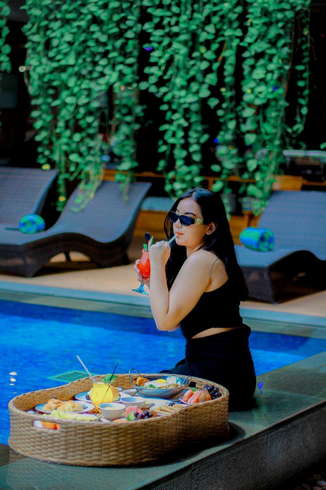Swiss-Belexpress Kuta Legian Hotel Екстериор снимка