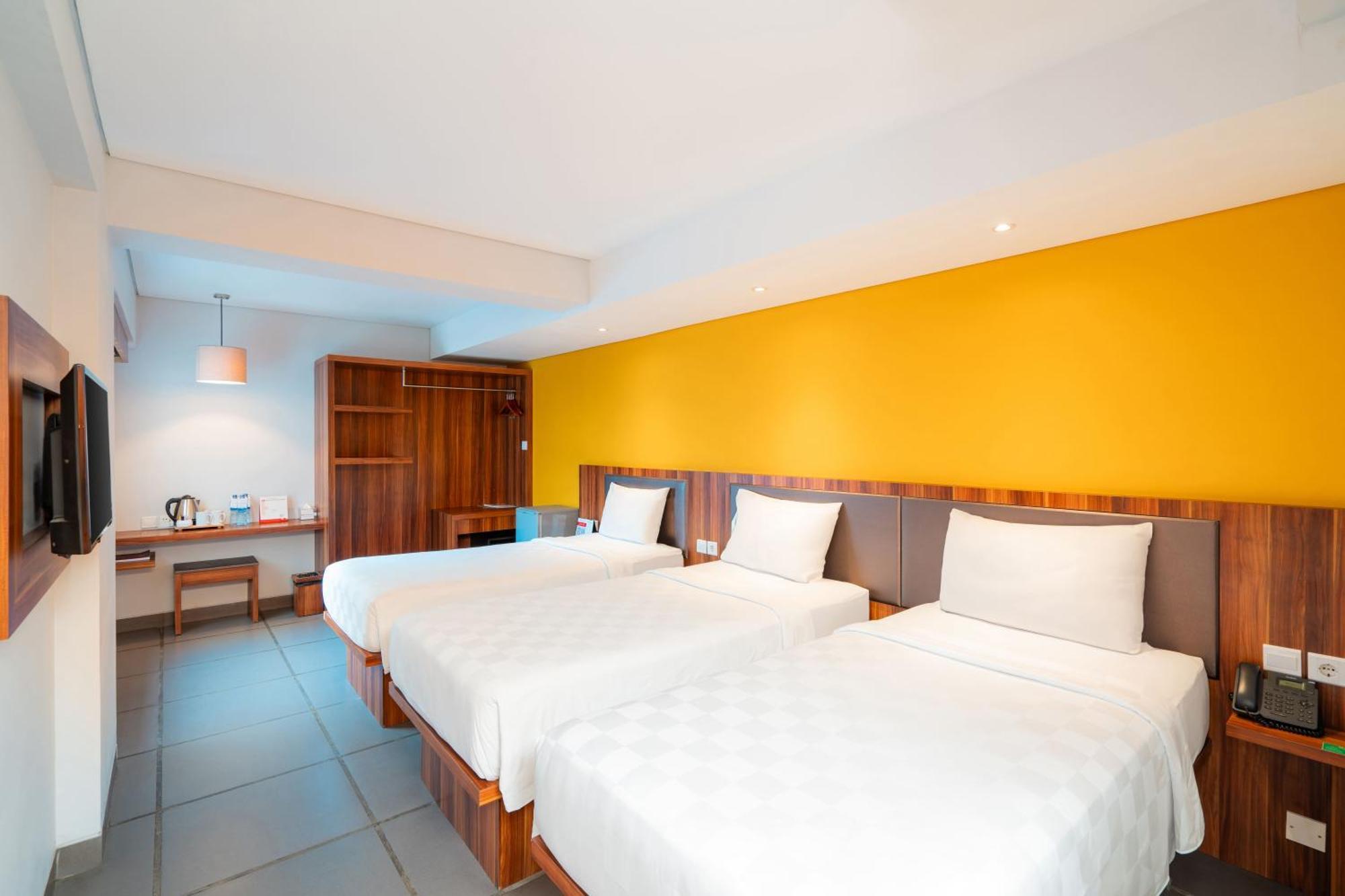Swiss-Belexpress Kuta Legian Hotel Екстериор снимка