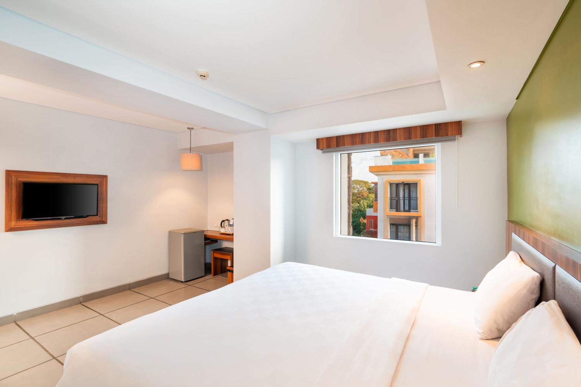 Swiss-Belexpress Kuta Legian Hotel Екстериор снимка
