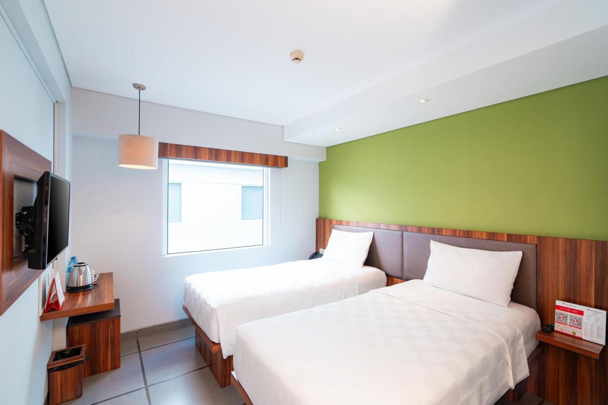 Swiss-Belexpress Kuta Legian Hotel Екстериор снимка